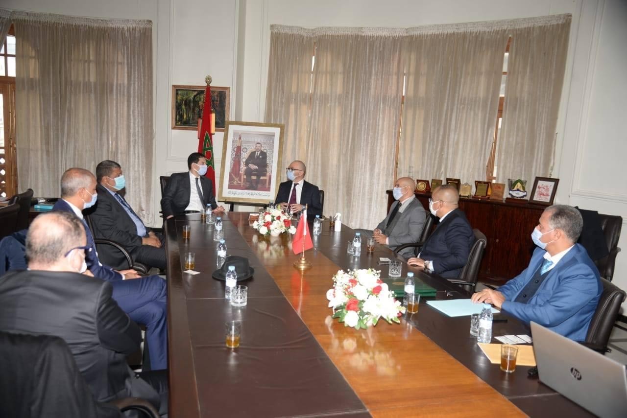 Attijariwafa bank Scelle 12 conventions de partenariat avec les chambres de commerces, d’industries et de services